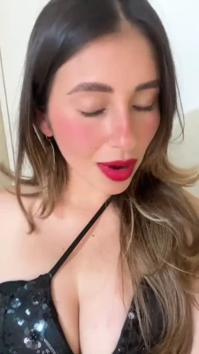 xiomaravasquezh_ - Can Daddy come out to play
