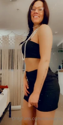 mikkimarie - Let me feel those eyes looking up at me.