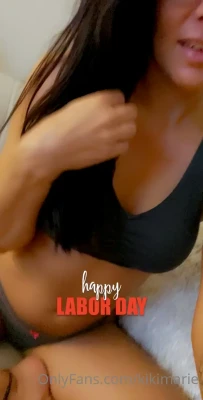 mikkimarie - Just got out the shower !! I’m getting my coochie waxed at the end