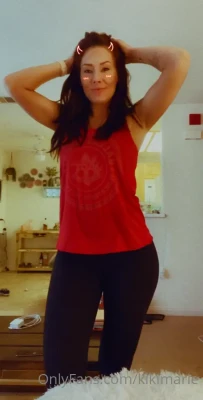 mikkimarie - Wanna come from behind?:O