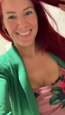 mikkimarie - I absolutely love to dance, but I’m not the best… 💋