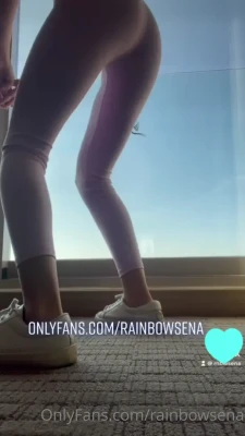 rainbowsena - SUCH A SLUTTY HOUSE WIFE 😁 XXX