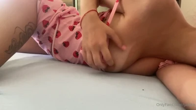 lickmyeyes - Eye contact is sexy, right? 💕