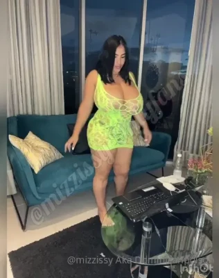 mizzissy - Would you submit to me?