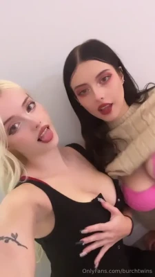juliaburch - Should I open? 🍓🍓