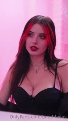 juliaburch - Sometimes a girl just needs to feel herself a little