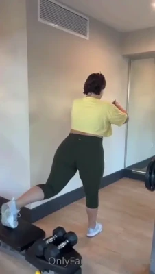 nixxdee - How cute is my bootie?🍑