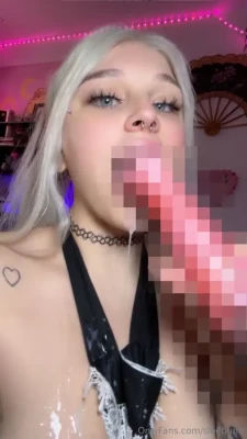holobunny69 - Hi love💋... I invite you to breakfast. Do you feel like eating