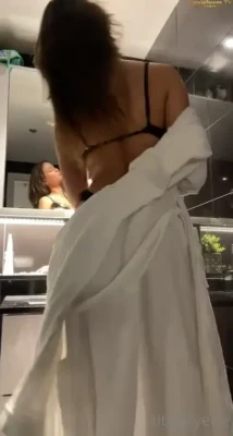 sitapayette - I miss drinking beer in a bubble bath in Mexico 🥲