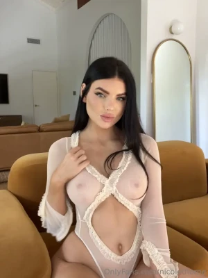 nicolethorne - full video! there's nothing quite as hot as playing with my pussy in