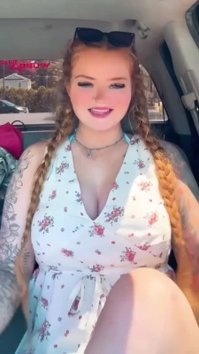 jadabug23 - New content 💖 Coming up next is free boobies~.. then!!.. close ups