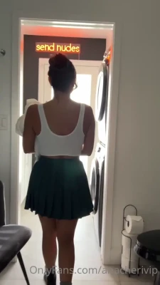anacheri - Ready to stir up some trouble... 😏😏