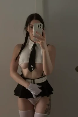 reislin - Nuevo onlyfans suscríbete para más contenido