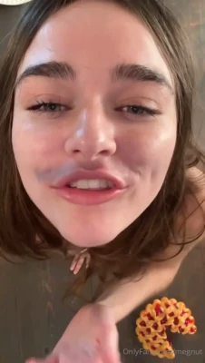 megnut - Good morning all! Happy titty Tuesday!