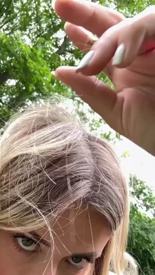 corinnakopf - She worked her toes into the sand  feeling the tiny delicious pain of