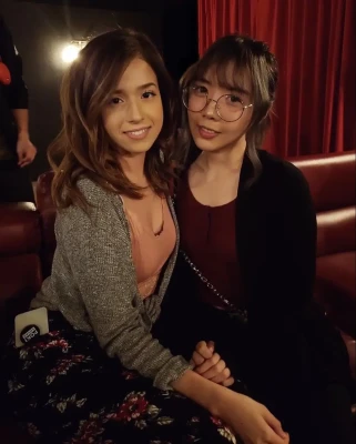pokimane - Test drive