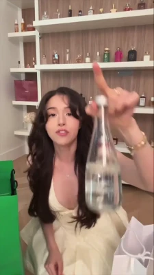 pokimane - Spuit geil mijn hele kontje vol 💦💦💦🥵🥵