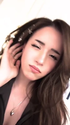 pokimane - Thanks to all who tuned into the new Crypto Bro Show last night!