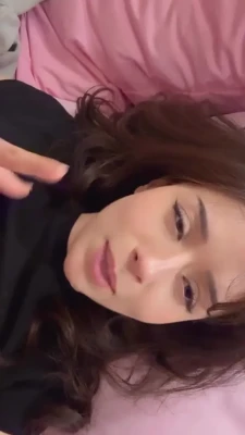 pokimane - Bonus pics. It’s so hard using a phone when you’re covered in oil