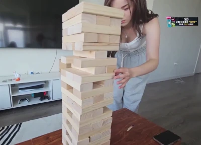 pokimane - Buenos días mi bb 😘😘😘
