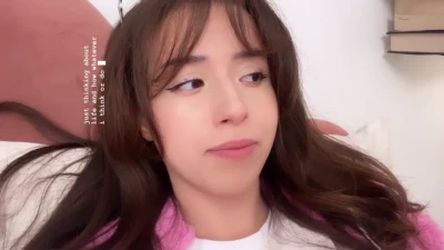 pokimane - A lot of sexy stuff to wear, but no one to wear it