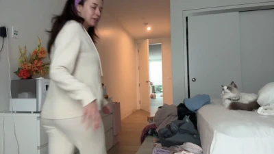 pokimane - A short teaser of the lovemaking video that Luna Rival and I did the