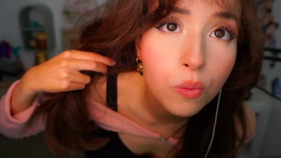 pokimane - Spanks are very addictive... don't you think so? 😈