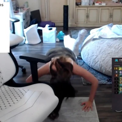 pokimane - Do you think of me when you fuck her ? 😇