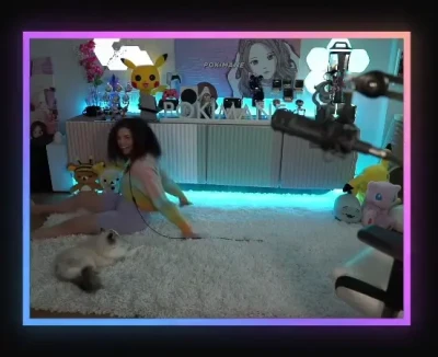 pokimane - Spoil your queen 💁🏻‍♀️