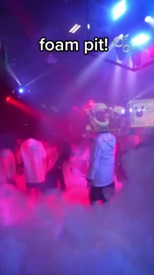 pokimane - strip clubs are my fave 😈