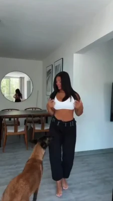 juliabayonetta - Bloopers  Tried to make a sexy video outside but people kept passing