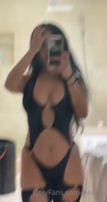 neiima - Anyone wanna help me get these off???