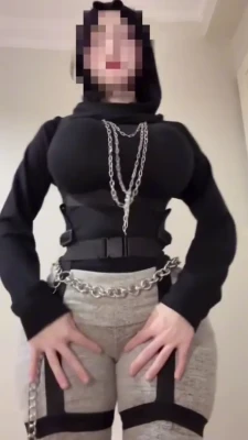 ldrzelall - Reveal them titties
