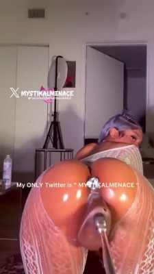 mystikalmenace - It was SO hot meeting up with hung muscle daddy @BruceBeckhamXXX