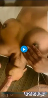 hotshothanah - Well hey there daddy😏