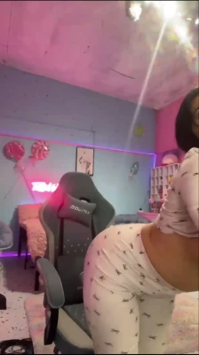 tattedmamy - A video I shared on my other platforms, which inspired a few pictures.
