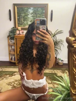 kinsrealm - did you buy your girl a christmas gift or have you spent it all