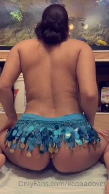 keonadovee - FREE VIDEO TIME! : When a Bunny Girl suddenly flops down on her side,