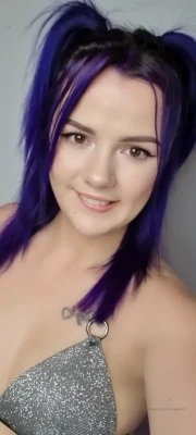 chantelleh2233 - Hi it’s me, that girl in your dms😋 thought you might want a
