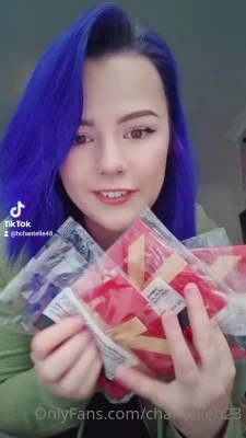 chantelleh2233 - NAKED, SLOW MOTION SHAKING & TWERKING 😈   Bouncing and shaking