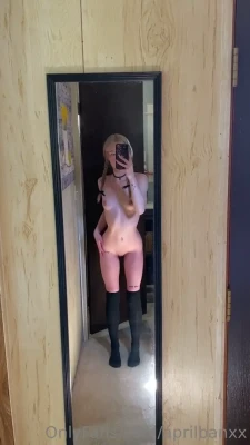 aprilbanxx - Taking random pic in my white sundress with no panties. Also trying