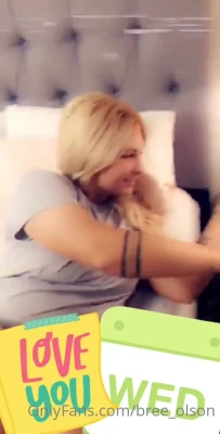 bree_olson - Fim do expediente! O que você faz pra relaxar?  Eu nem te conto o