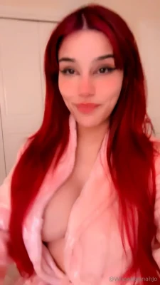 whoahannahjo - I love to play dirty sex games. mmm you want me to be your teacher