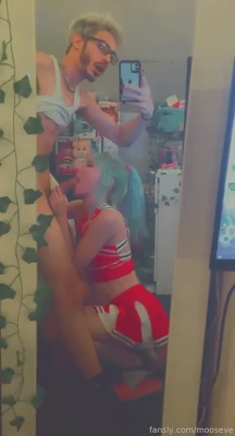 baddieve - Oh you like my ass? Here, take a closer look 😉