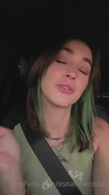 natalieroush - You into licking or biting fuzzy peaches? ;)