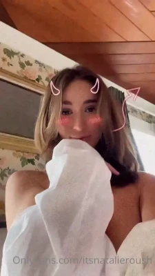 natalieroush - A naughty vid clip from Xmas   Who likes a good tease
