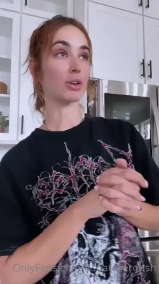 natalieroush - Shooting some content for tomorrow for you  Hope you had a relaxing
