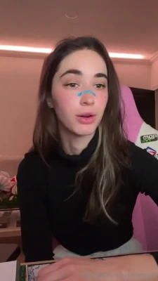 natalieroush - I like boys who pay me and open my messages   want to be my favorite