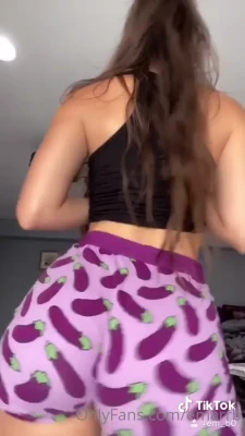 emarrb - He always up for giving me is ass until I release myself inside him