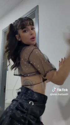 bea - ANAL BIRTHDAY SEX 🍑🍆 vids and pics from the first time i let my